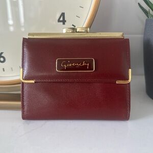 GIVENCHY bundle! French purse & necklace 😍